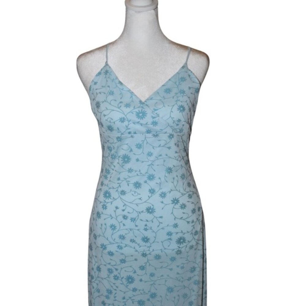 Chic Floral Maxi Dress in Light Blue